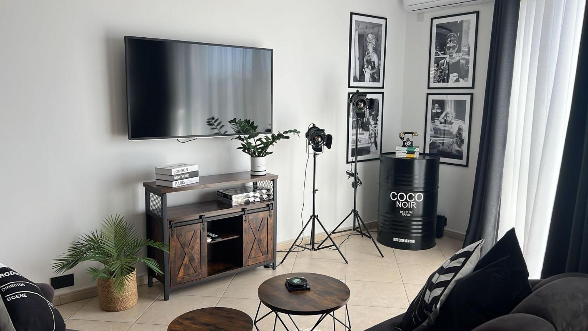 Trendy Seaside Escape 2 Bedroom Penthouse 马尔萨斯卡拉 外观 照片